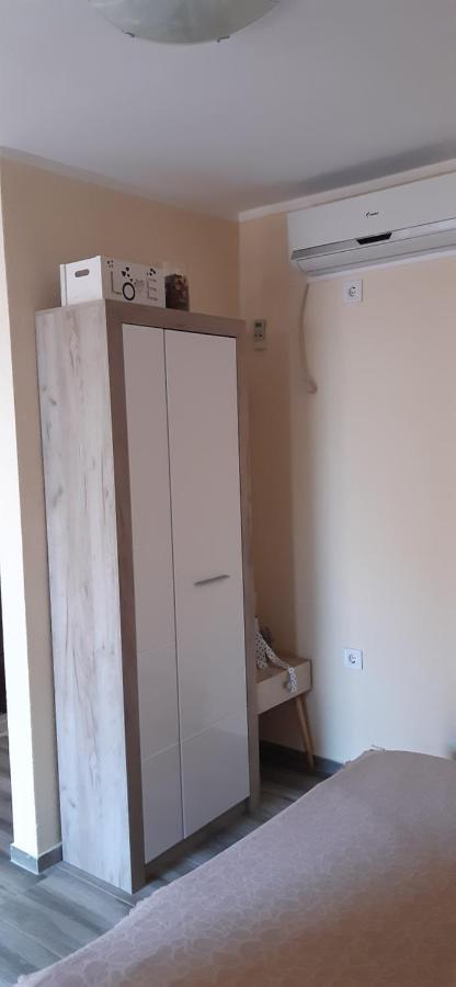 Sofi Apartment Котор Екстериор снимка