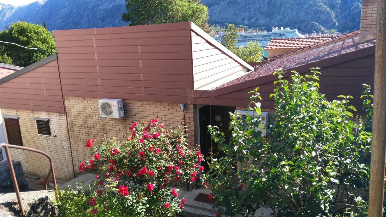 Sofi Apartment Котор Екстериор снимка